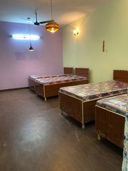 Best Hostels and PGs in Noida